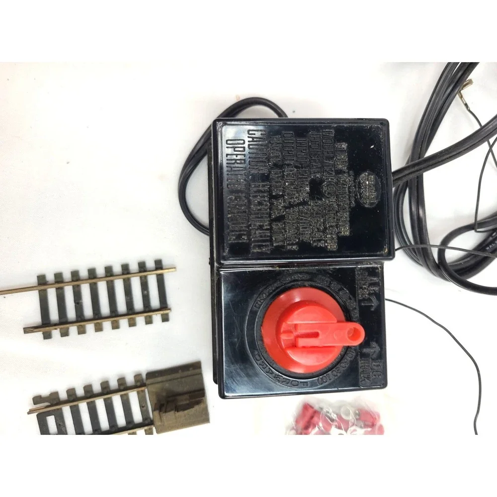 HO Scale Train‎ Accessories As Is Hobby Transformer And Misc Pieces